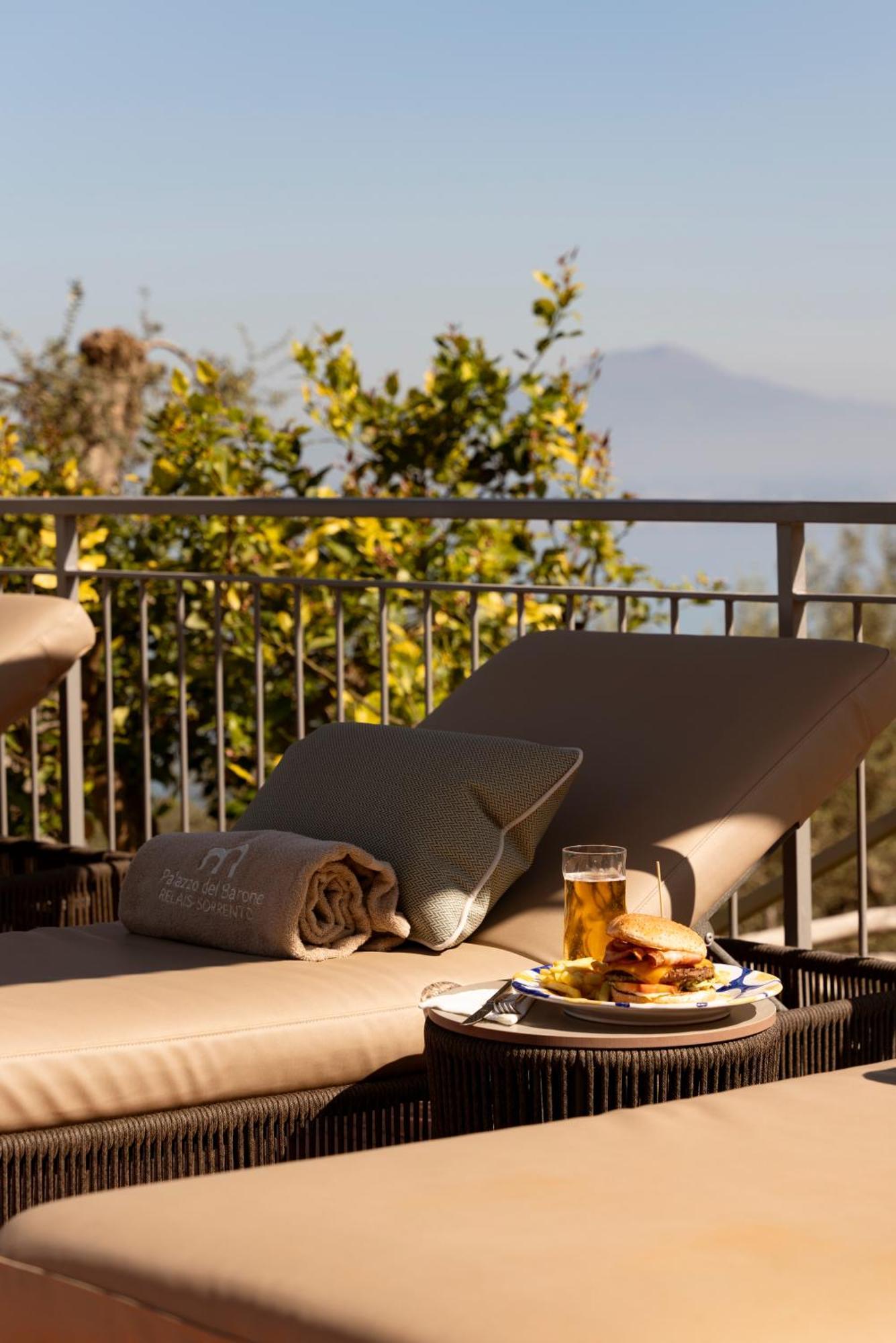 Relais Palazzo Del Barone (Adults Only) Otel Sorrento Dış mekan fotoğraf