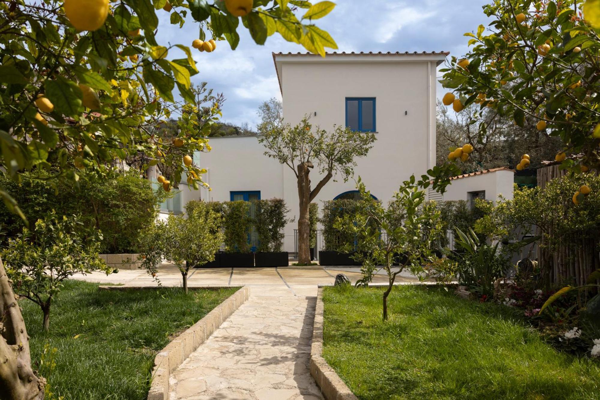 Relais Palazzo Del Barone (Adults Only) Otel Sorrento Dış mekan fotoğraf